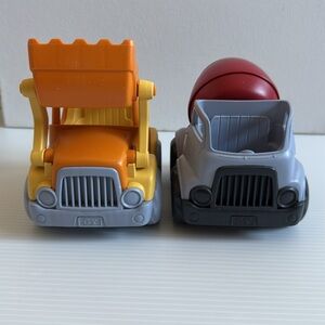 Green Toys, Made in USA Eco-friendly Construction mixer & scooper truck set.